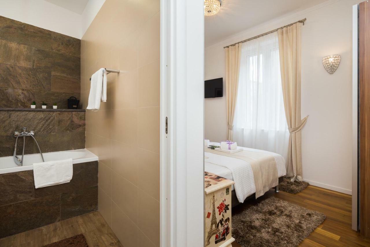 Luxury Apartment Luce Split Buitenkant foto