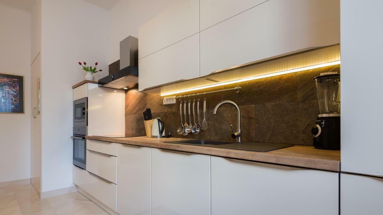 Luxury Apartment Luce Split Buitenkant foto